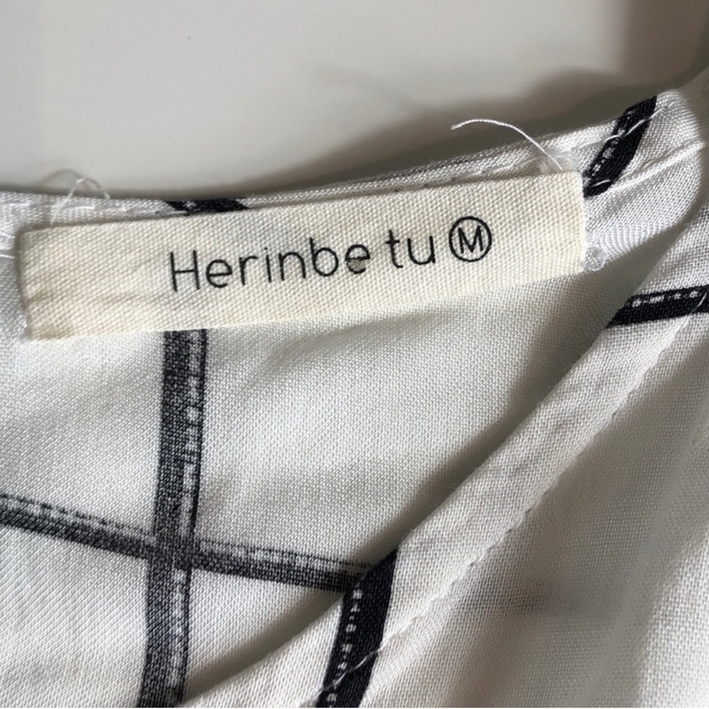 Herinbe Tu Crop Blouse Medium Grid Tie-Front Top - Picture 6 of 9